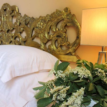 ลา ตริโกลา Hotel ลาสเปเซีย ภายนอก รูปภาพ
